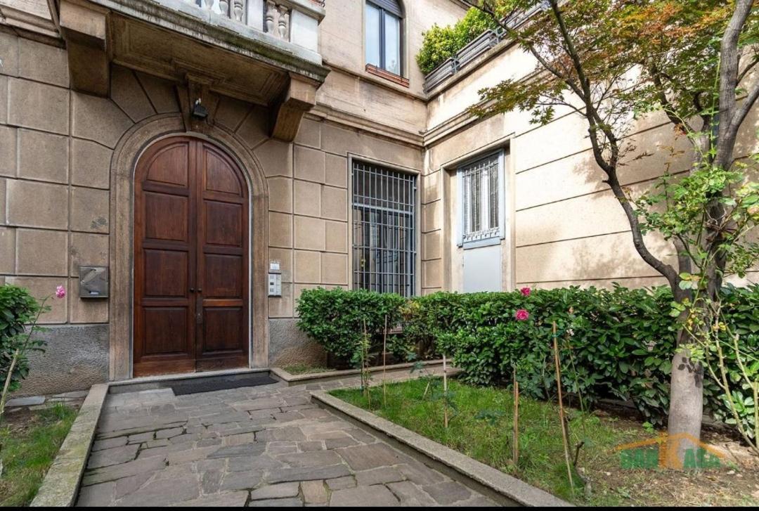 A Casa Di... Lägenhet Milano Exteriör bild